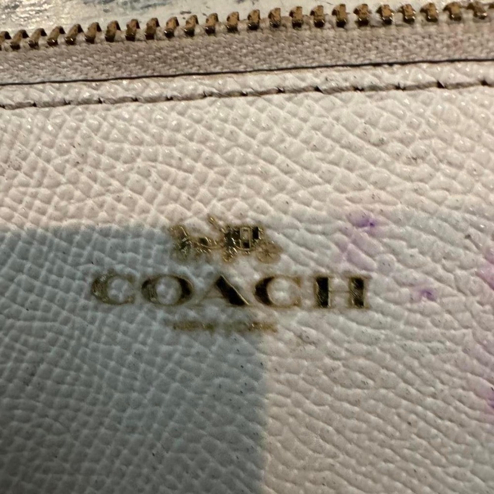 Coach White Crossgrain Leather Wristlet Small Zip Pouch Wallet Gold Logo